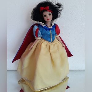 Disney Ceramic Snow White Doll w Glass Eyes Good Used Condition